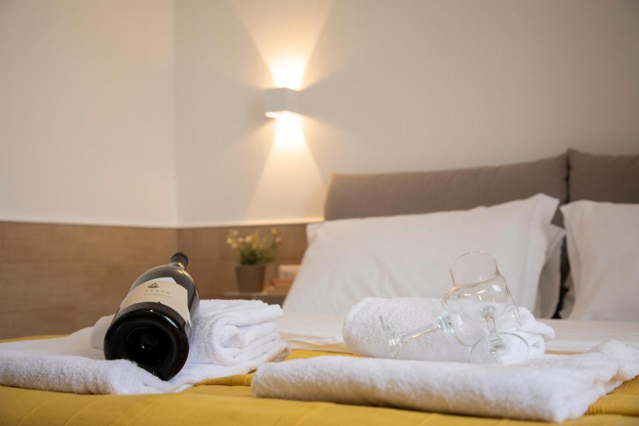 H22 Hotel ナポリ エクステリア 写真