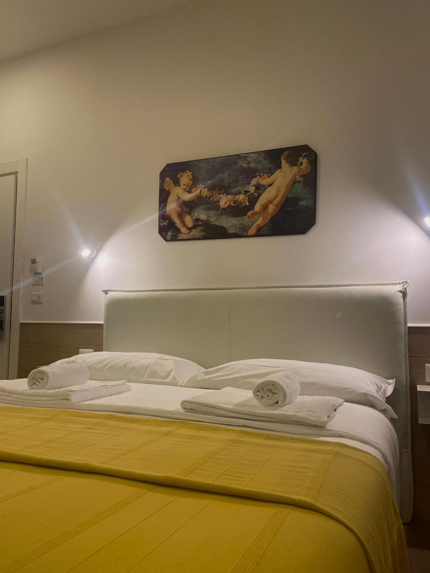 H22 Hotel ナポリ エクステリア 写真
